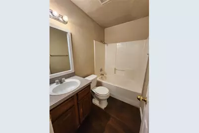 939 Baker Street, Fort Worth, TX 76104 - Photo 11