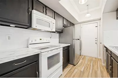 3105 San Jacinto Street #110, Dallas, TX 75204 - Photo 5