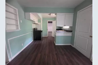 6811 Marla Drive, Dallas, TX 75217 - Photo 11
