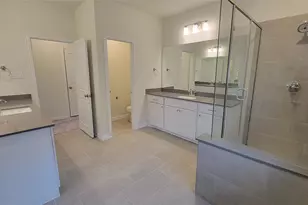 11346 Sugarlands Dr, Frisco, TX 75035 - Photo 13