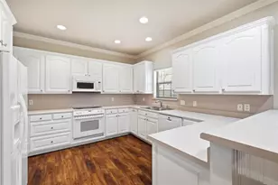 2103 Fair Oaks Dr, Bridgeport, TX 76426 - Photo 11