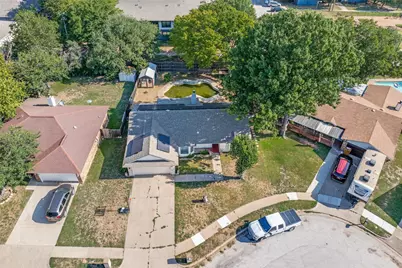 704 Short Street, Saginaw, TX 76179 - Photo 13