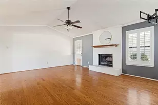 704 Short St, Saginaw, TX 76179 - Photo 3