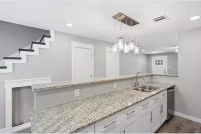 184 Merlin Way, Euless, TX 76039 - Photo 5