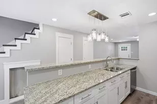 184 Merlin Way, Euless, TX 76039 - Photo 5