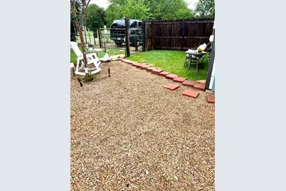 307 W Broadmore Avenue, Wills Point, TX 75169 - Photo 9