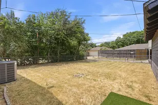 12319 Sunland St, Dallas, TX 75218 - Photo 35