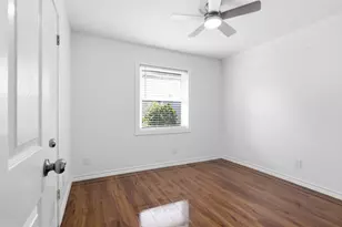 12319 Sunland St, Dallas, TX 75218 - Photo 31