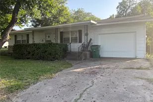 307 S Avenue P, Clifton, TX 76634 - Photo 1