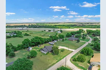 101 Brown Drive, Eddy, TX 76524 - Photo 35