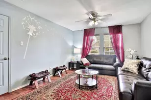 10040 Daly Dr, Fort Worth, TX 76053 - Photo 11