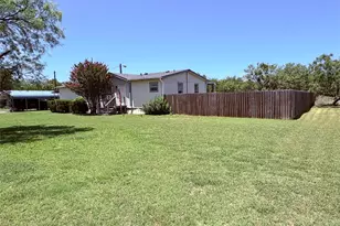 606 W 16th St, Cisco, TX 76437 - Photo 9