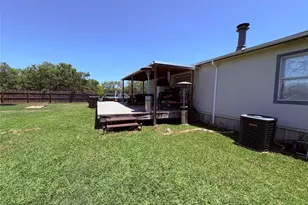 606 W 16th St, Cisco, TX 76437 - Photo 13