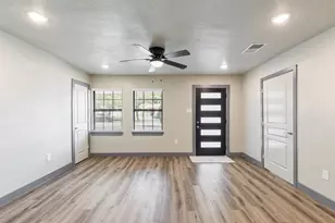 239 Halsey St, Dallas, TX 75224 - Photo 3