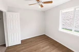 6632 La Sol Ln, Waco, TX 76712 - Photo 11