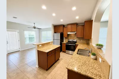6632 La Sol Lane, Waco, TX 76712 - Photo 5
