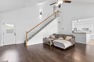 4100 Creekhollow Dr, Carrollton, TX 75010 - Photo 9