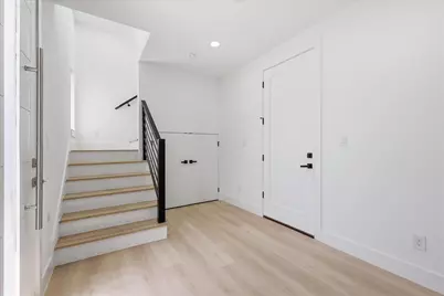 2015 California Drive #104, Dallas, TX 75204 - Photo 7