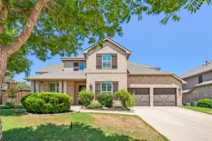 932 Champions Ct, Roanoke, TX 76262 - Photo 1