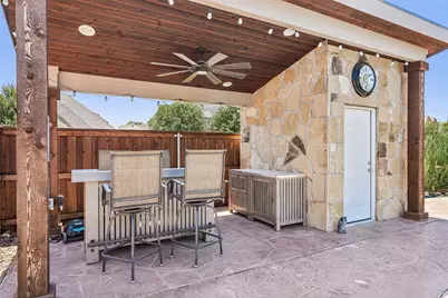 932 Champions Court, Roanoke, TX 76262 - Photo 31
