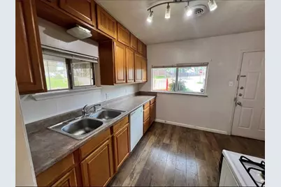 600 Lake Drive, Lake Dallas, TX 75065 - Photo 7
