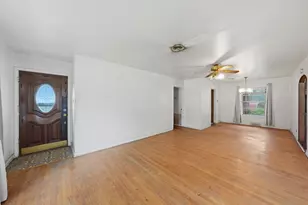 3275 S Edgefield Ave, Dallas, TX 75224 - Photo 5