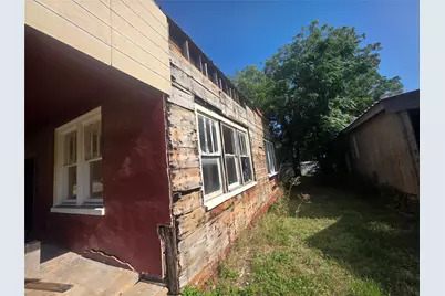 1100 E Walker Street, Breckenridge, TX 76424 - Photo 3