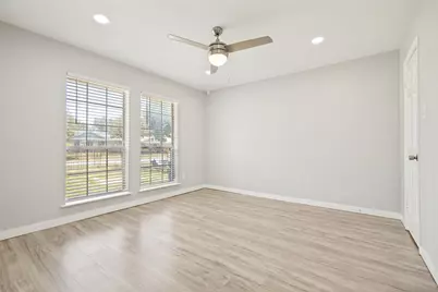10406 Kinslow Drive, Dallas, TX 75217 - Photo 21