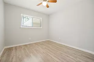 10406 Kinslow Dr, Dallas, TX 75217 - Photo 25