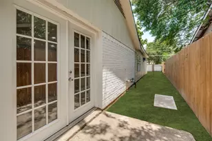10406 Kinslow Dr, Dallas, TX 75217 - Photo 29