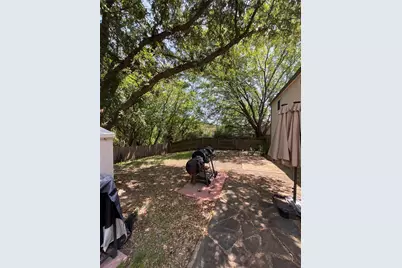 2332 Abbington Lane, Grand Prairie, TX 75052 - Photo 23