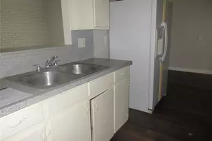4904 Virgil St, Fort Worth, TX 76119 - Photo 5