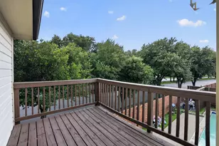10201 Perkins Dr, Irving, TX 75063 - Photo 33