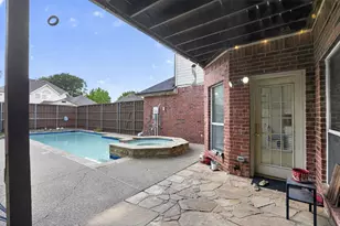 10201 Perkins Dr, Irving, TX 75063 - Photo 35