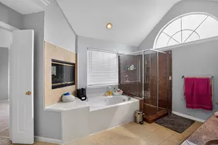 10201 Perkins Dr, Irving, TX 75063 - Photo 23