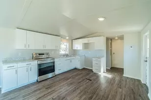 4329 Kaywood Dr, Granbury, TX 76048 - Photo 3
