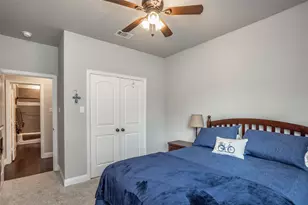 110 E Iriquois Dr, Lake Kiowa, TX 76240 - Photo 33