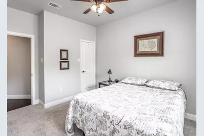 110 E Iriquois Drive, Lake Kiowa, TX 76240 - Photo 39