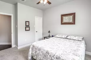 110 E Iriquois Dr, Lake Kiowa, TX 76240 - Photo 39