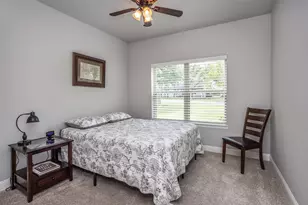 110 E Iriquois Dr, Lake Kiowa, TX 76240 - Photo 37
