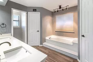 2108 Oakmeadow Pl, Bedford, TX 76021 - Photo 15