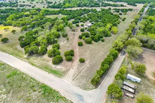1000 Eagle Rdg Dr, Rio Vista, TX 76093 - Photo 1