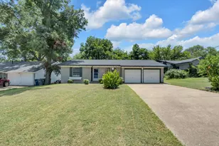 6315 Harmony Ln, Dallas, TX 75241 - Photo 1