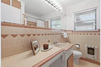 2321 Honeysuckle Avenue, Fort Worth, TX 76111 - Photo 9