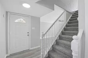 1971 Shorewood Dr, Grapevine, TX 76051 - Photo 3