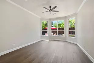 15701 Crown Cove Ln, Frisco, TX 75035 - Photo 13