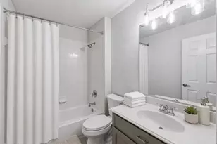 15701 Crown Cove Ln, Frisco, TX 75035 - Photo 33