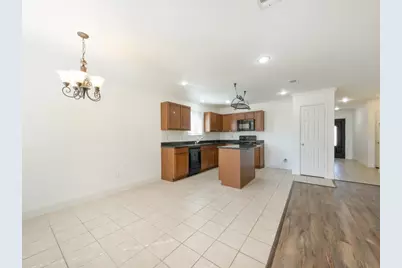 1281 Wysteria Lane, Burleson, TX 76028 - Photo 7