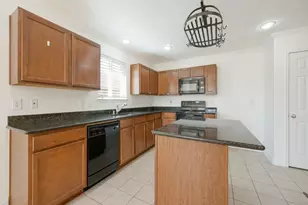 1281 Wysteria Ln, Burleson, TX 76028 - Photo 9