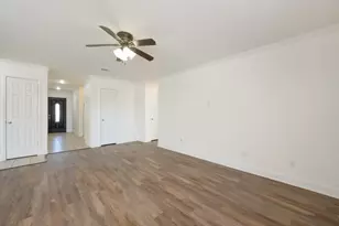1281 Wysteria Ln, Burleson, TX 76028 - Photo 3